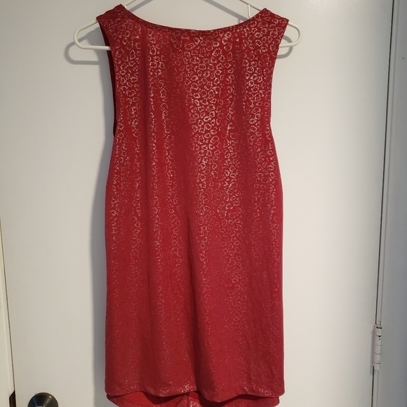TORRID RED AND SILVER SLEEVELESS TOP WITH RUFFLE FRONT - Picture 2 of 4